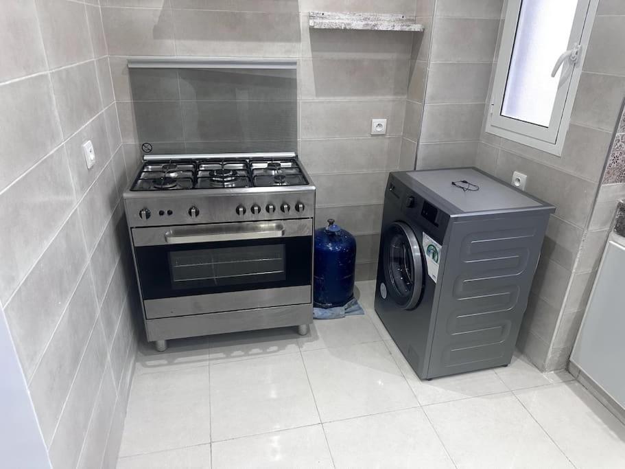 Appartement Mamouniya - Host Only Families Rabat Exterior foto